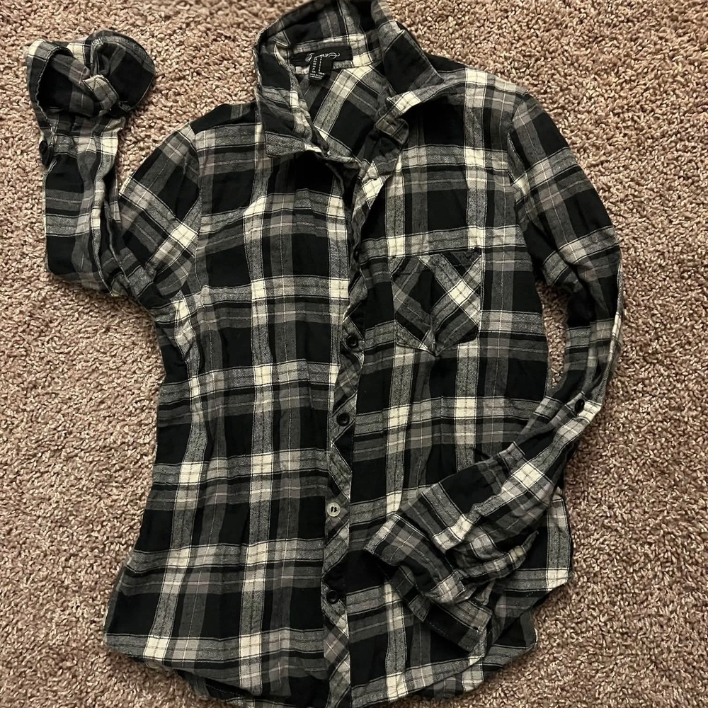 Black and White Plaid Button-Up Shirt